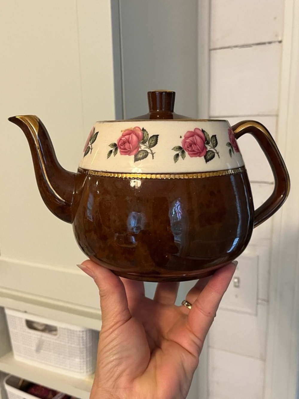 Vintage Arthur Wood Brown Teapot with Pink Rose Band 4.5 Cups